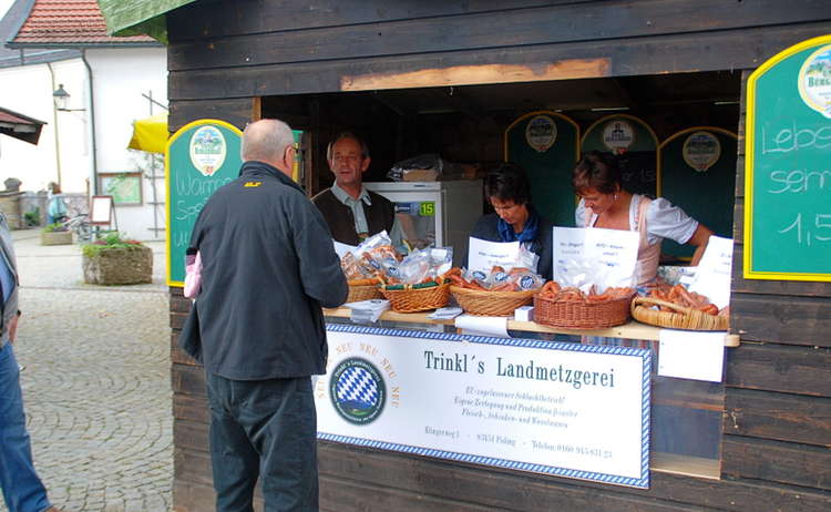 Trinkl's Landmetzgerei beim Pidinger Rupertimarkt