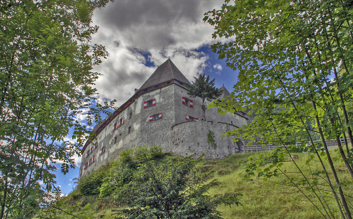 Schloss Staufeneck